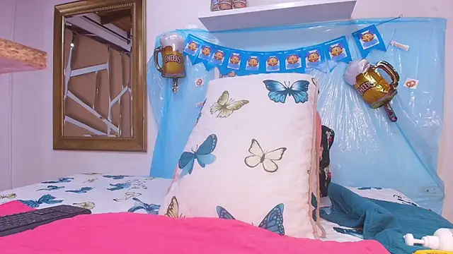 sweegirl69 online show from 09-29-25, 11:59