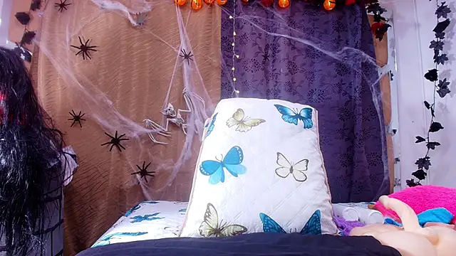 sweegirl69 online show from 10-15-25, 11:54