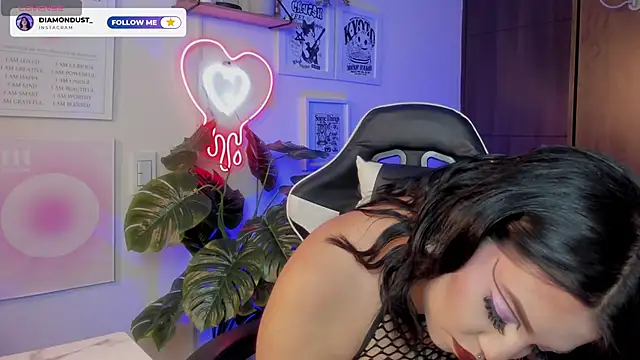 diamond dustt online show from 09-24-25, 09:07