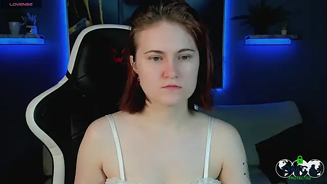 Roxy foxi online show from 09-28-25, 01:00