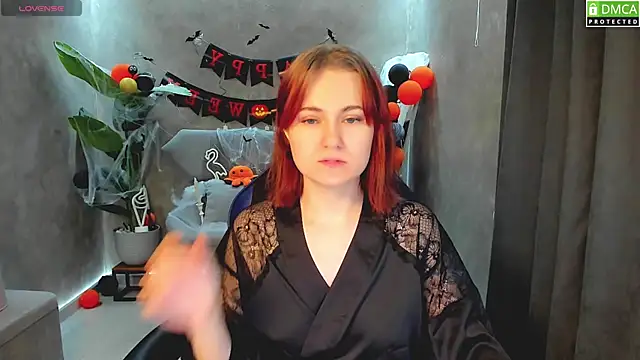 Roxy foxi online show from 11-06-25, 01:06