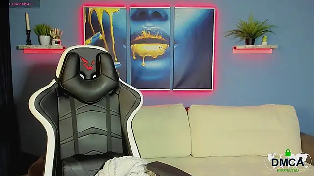 Roxy foxi online show from 11-27-25, 01:07