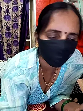 Snapshot of Mee_harini-telugupilla chatting on 12-16-25, 05:07 Mee harini-telugupilla online show from 12-16-25, 05:07