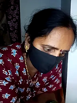 Snapshot of Mee_harini-telugupilla chatting on 12-17-25, 05:19 Mee harini-telugupilla online show from 12-17-25, 05:19