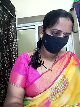 Snapshot of Mee_harini-telugupilla chatting on 01-08-26, 03:53 Mee harini-telugupilla online show from 01-08-26, 03:53