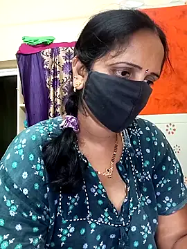 Snapshot of Mee_harini-telugupilla chatting on 02-04-26, 04:24 Mee harini-telugupilla online show from 02-04-26, 04:24