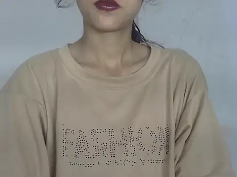 Saniya9B online show from 10-24-25, 05:37