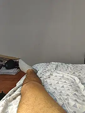 Snapshot of badlove42 chatting on 11-16-25, 05:57 badlove42 online show from 11-16-25, 05:57