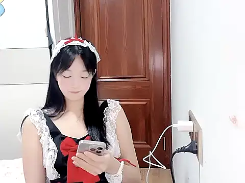 Snapshot of TuTu0066 chatting on 09-09-25, 12:59 TuTu0066 online show from 09-09-25, 12:59