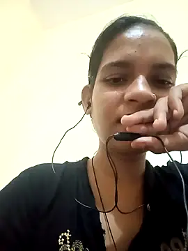 Snapshot of BebyDoll_143 chatting on 09-12-25, 04:29 BebyDoll 143 online show from 09-12-25, 04:29