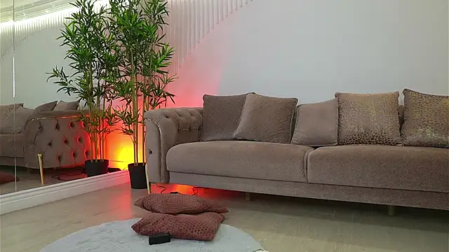 TifannyRay online show from 05-16-26, 05:15