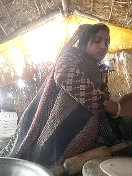 LUCKY cut online show from 11-13-25, 03:05