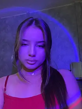 Snapshot of Immy_Megan chatting on 09-13-25, 04:40 Immy Megan online show from 09-13-25, 04:40