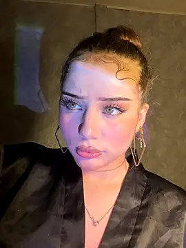 Snapshot of Immy_Megan chatting on 10-01-25, 02:01 Immy Megan online show from 10-01-25, 02:01