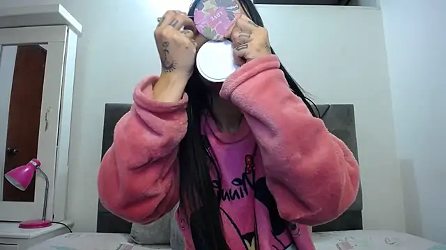 Taylormegan online show from 09-21-25, 02:02