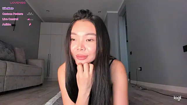 Snapshot of Rem_Esme chatting on 02-25-26, 03:38 Rem Esme online show from 02-25-26, 03:38