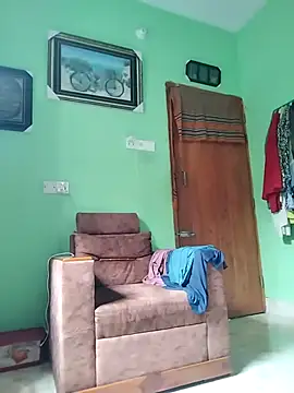 Snapshot of sufi-1990 chatting on 11-05-25, 05:40 sufi-1990 online show from 11-05-25, 05:40