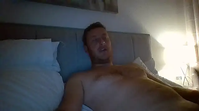 Londonlad818 online show from 05-29-26, 08:40