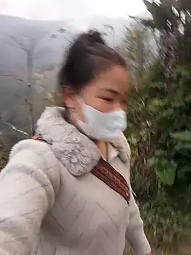 Snapshot of Teena_tiny chatting on 01-16-26, 10:19 Teena tiny online show from 01-16-26, 10:19