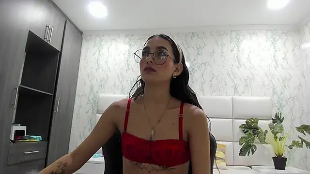 ValerySkinnyy online show from 10-20-25, 03:40