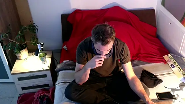 EdelHolz91 online show from 11-12-25, 02:06