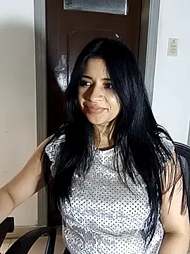 ValerieLove  online show from 09-12-25, 07:58