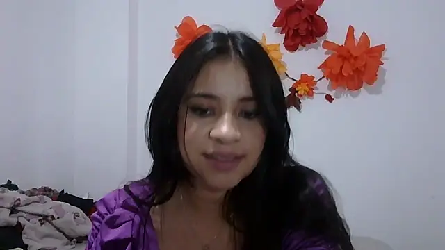 ValerieLove  online show from 05-30-26, 04:15