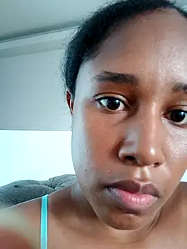 Snapshot of MoniqueMulberry chatting on 10-16-25, 07:37 MoniqueMulberry online show from 10-16-25, 07:37