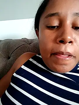 Snapshot of MoniqueMulberry chatting on 11-06-25, 07:15 MoniqueMulberry online show from 11-06-25, 07:15