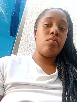 Snapshot of MoniqueMulberry chatting on 12-15-25, 07:07 MoniqueMulberry online show from 12-15-25, 07:07