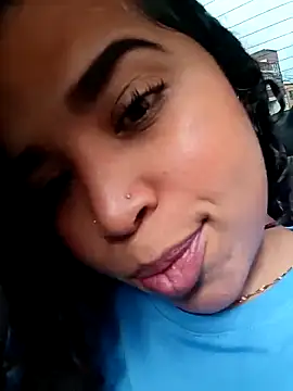 Snapshot of MadissonRizz chatting on 10-27-25, 07:51 MadissonRizz online show from 10-27-25, 07:51