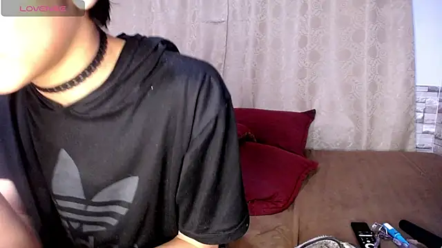 DaraKat18 online show from 11-26-25, 09:05