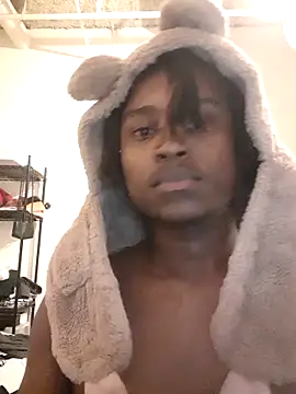 Snapshot of DarkSkinStroker chatting on 10-11-25, 05:17 DarkSkinStroker online show from 10-11-25, 05:17