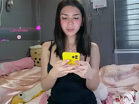 Snapshot of cocktulips chatting on 01-15-26, 07:46 cocktulips online show from 01-15-26, 07:46