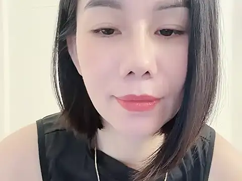 JunCii online show from 10-22-25, 08:14