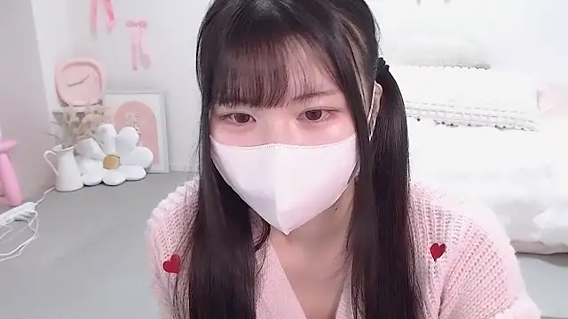 moka-neko online show from 11-27-25, 05:04