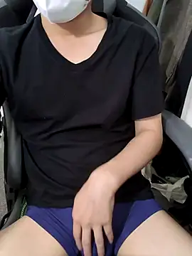 yuton 2525 online show from 10-27-25, 02:37