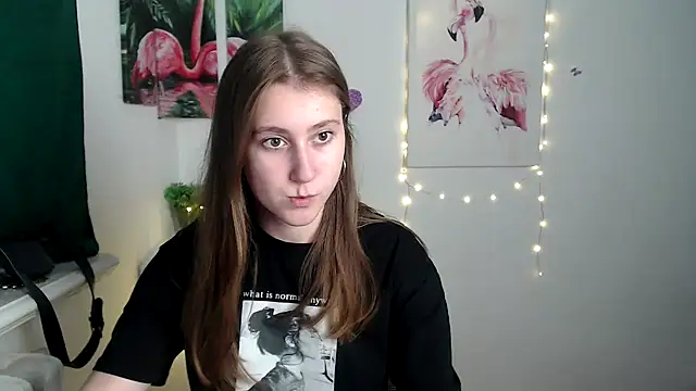 Milka kamila online show from 10-11-25, 11:09