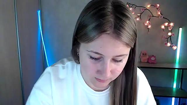 Snapshot of Milka_kamila chatting on 05-30-26, 12:02 Milka kamila online show from 05-30-26, 12:02