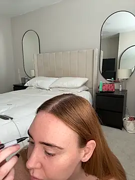 Snapshot of RubiRosexox chatting on 11-25-25, 11:32 RubiRosexox online show from 11-25-25, 11:32