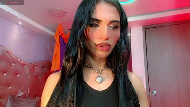 Snapshot of BabyAmatiis_ chatting on 10-28-25, 10:56 BabyAmatiis online show from 10-28-25, 10:56