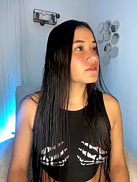 Snapshot of AlisxxnFx chatting on 11-15-25, 03:59 AlisxxnFx online show from 11-15-25, 03:59