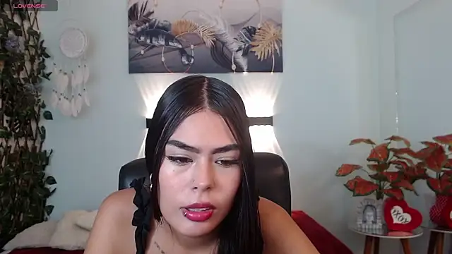 Snapshot of kiityvall19 chatting on 09-26-25, 12:53 kiityvall19 online show from 09-26-25, 12:53