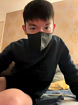 Snapshot of kaikai1335 chatting on 12-14-25, 08:20 kaikai1335 online show from 12-14-25, 08:20