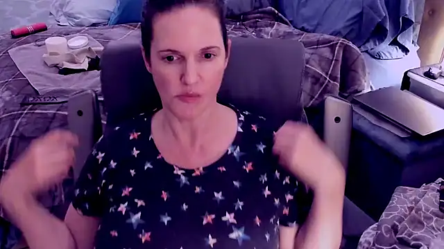 ninajaymes online show from 01-01-25, 08:13