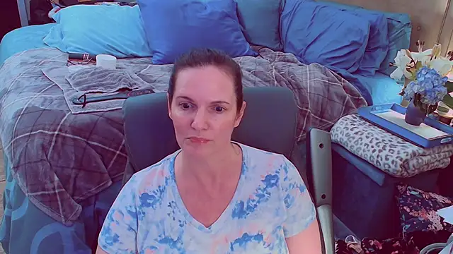 ninajaymes online show from 01-06-26, 05:16