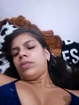 estefanyabreu online show from 10-21-25, 10:54