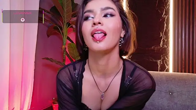 Snapshot of La_Diabla_111_ chatting on 10-09-25, 08:18 La Diabla 111 online show from 10-09-25, 08:18