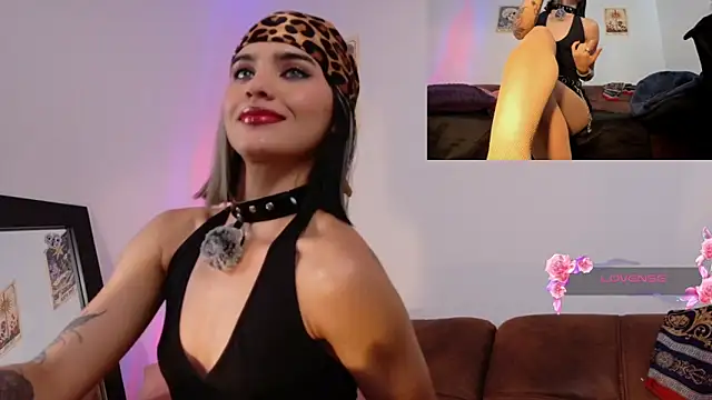 La Diabla 111  online show from 05-22-26, 01:39