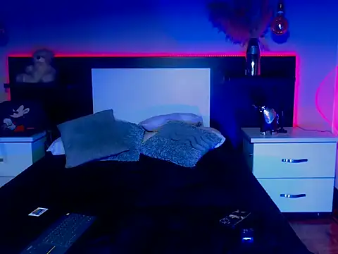 eriikjoness online show from 11-05-25, 04:23